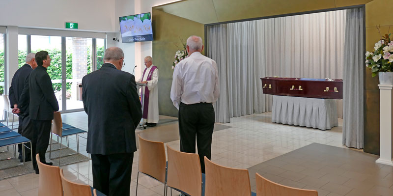 0321 Bob Barber funeral 32