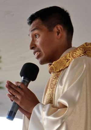 1123 Jaime ordination 07
