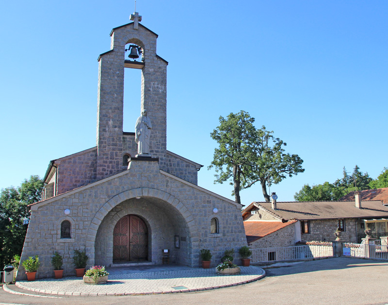 0714-Rozet-02.jpg