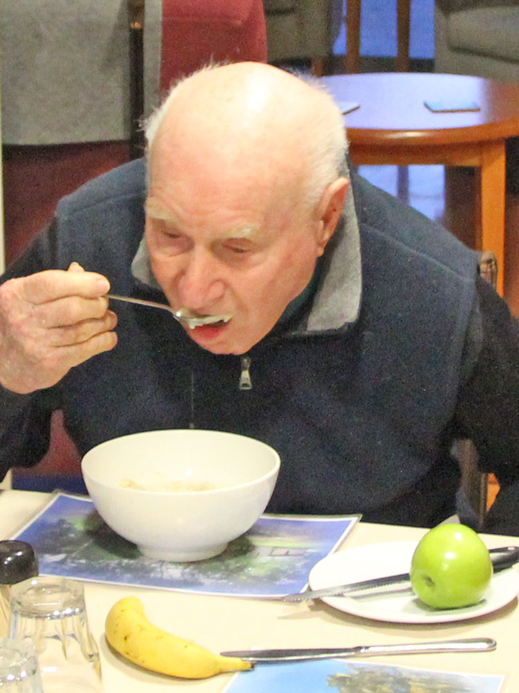 0918 Br Colin porridge 10