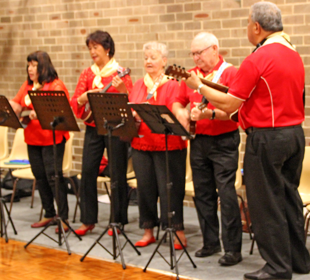0919 Ukulele grp 2