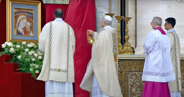 0525 Pope Leo inaug 4