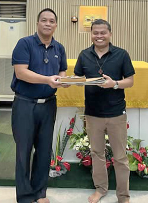 0725 Fourv Davao CGanzon Roque Rebito handover