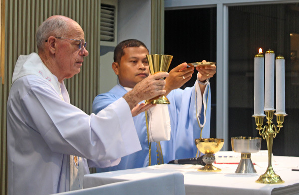 0925 SM DVO Sep 12 3 Roque and Pat HNM mass