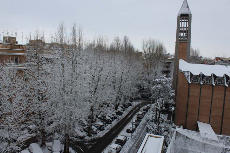 0218 Rome snow 1